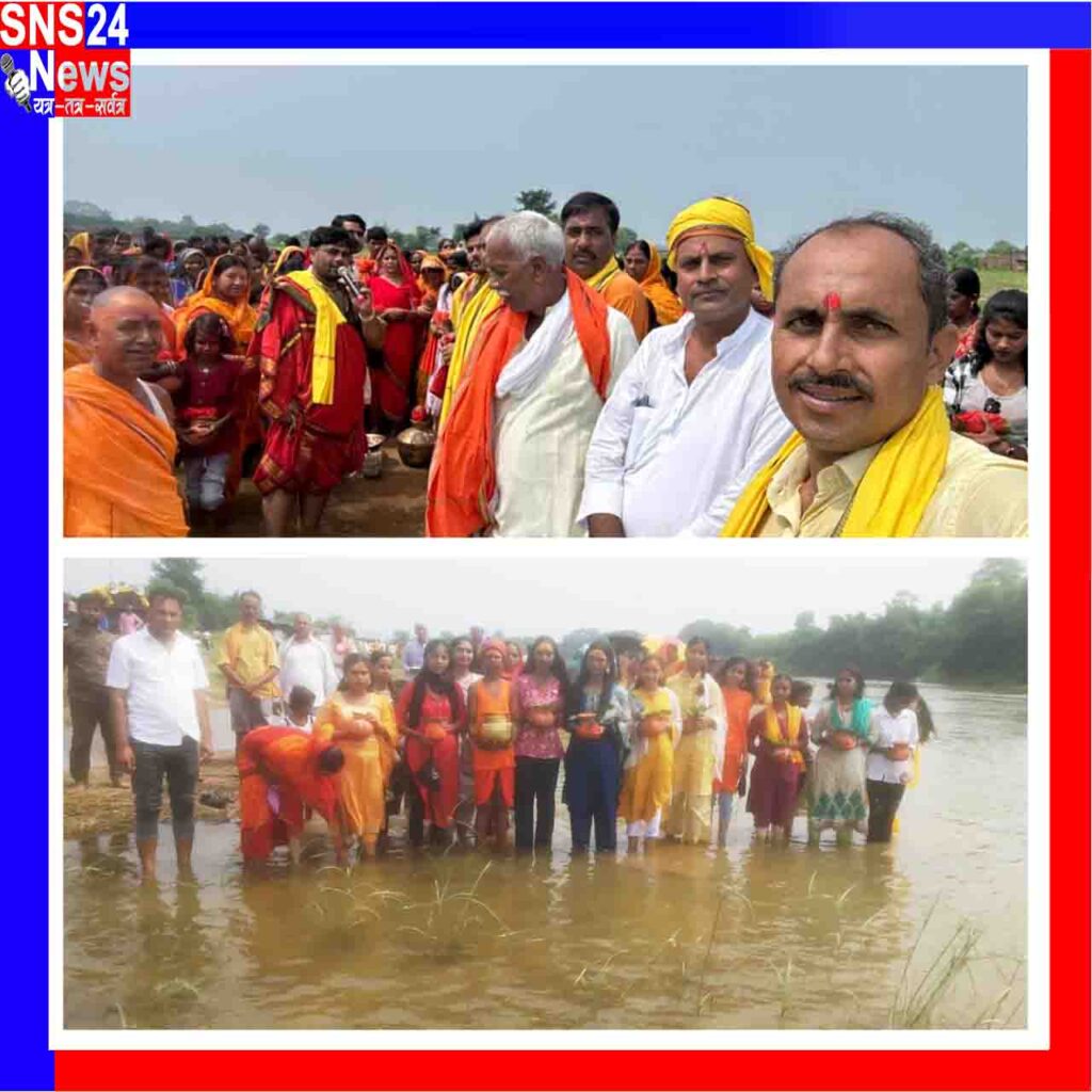 शारदीय नवरात्र को लेकर प्रखंड के विभिन्न दुर्गा मंदिर व पंडालों से निकाली गई भव्य कलश यात्रा